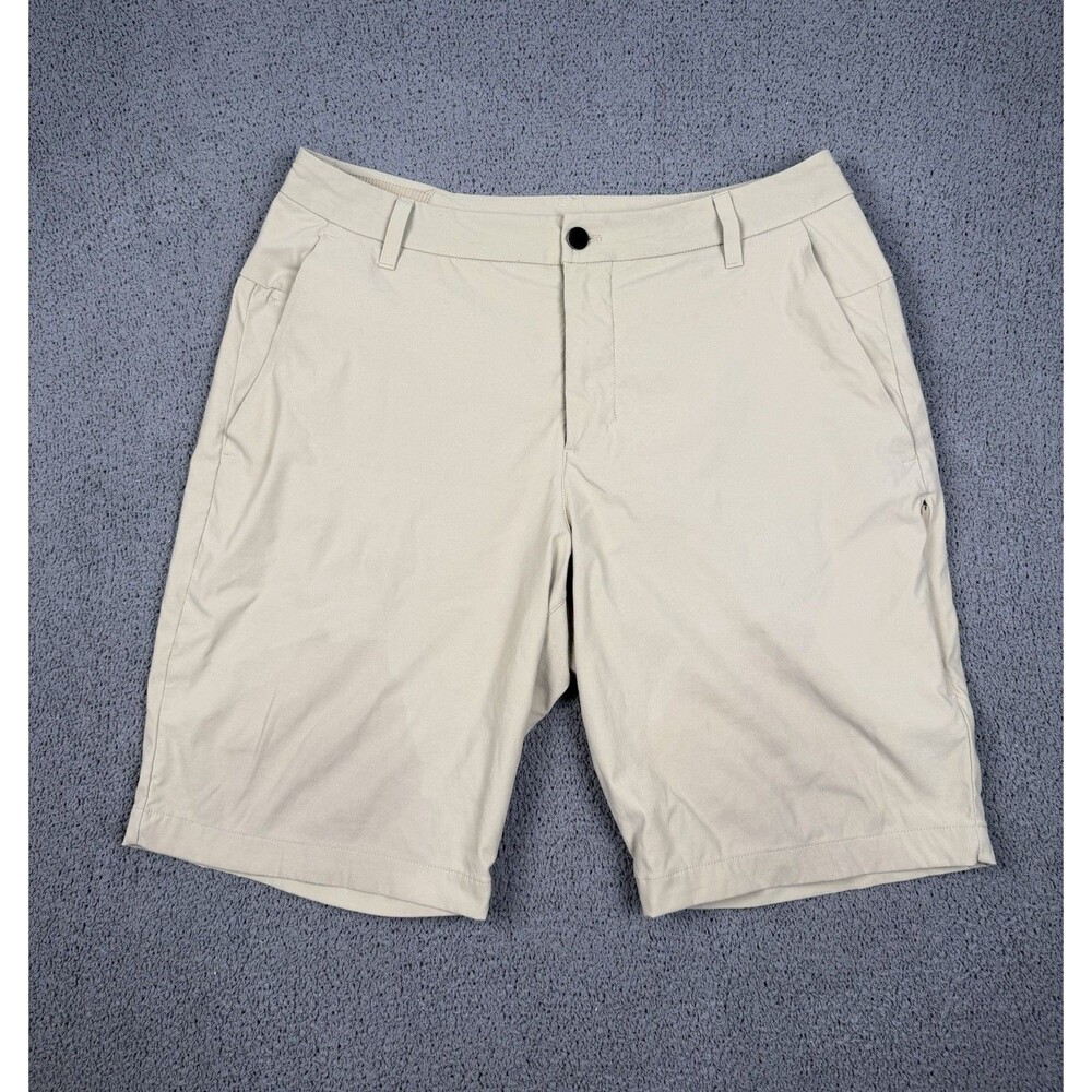 Lululemon Commission Shorts Mens 33 Beige Golf Casual Performance M7AW2S